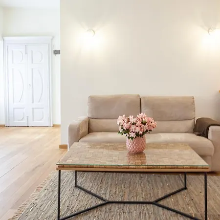 Raviola E Tajarin * Verduno